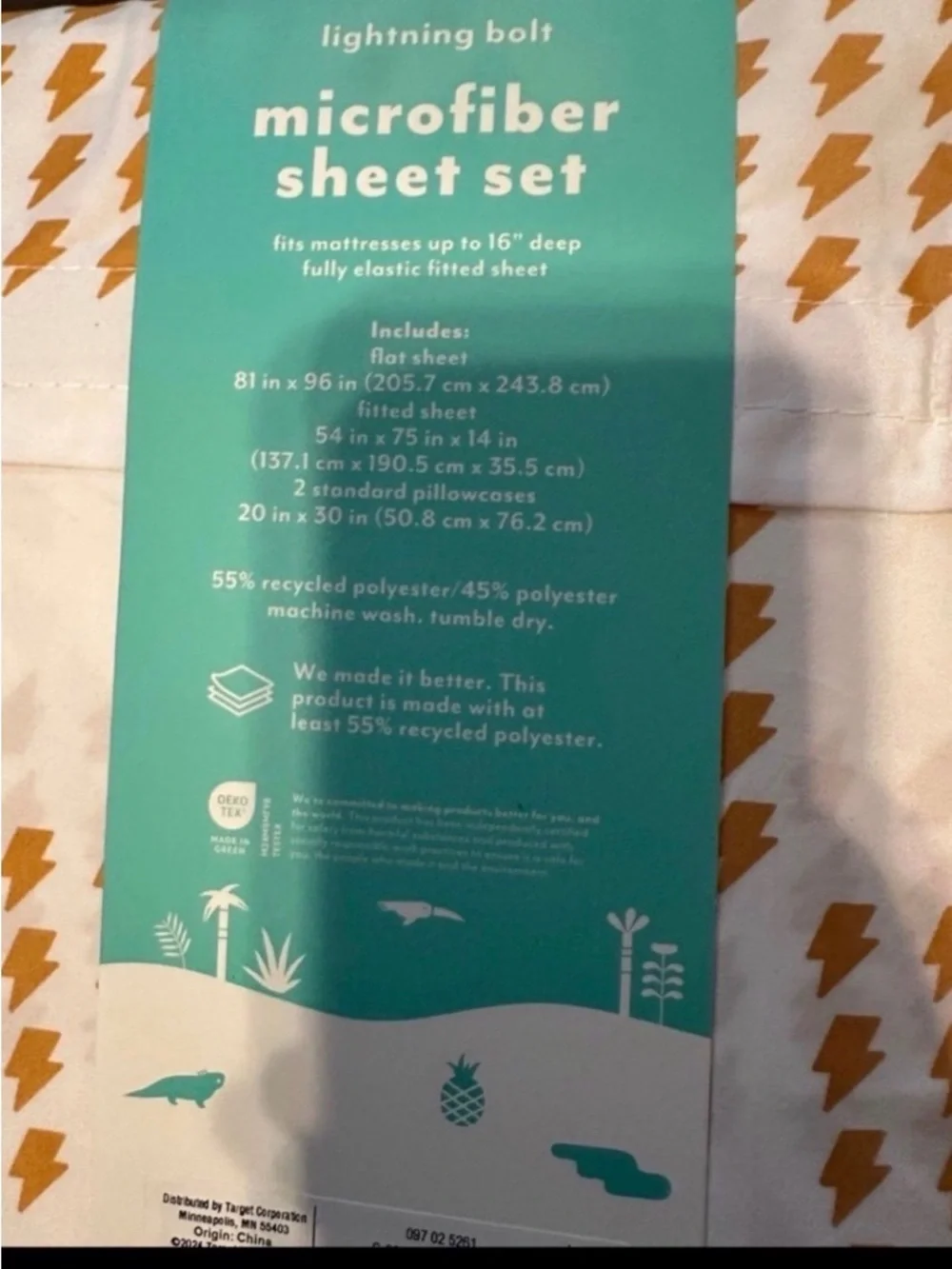 Pillowfort White Microfiber Sheet Set with Gold Lightning Bolts